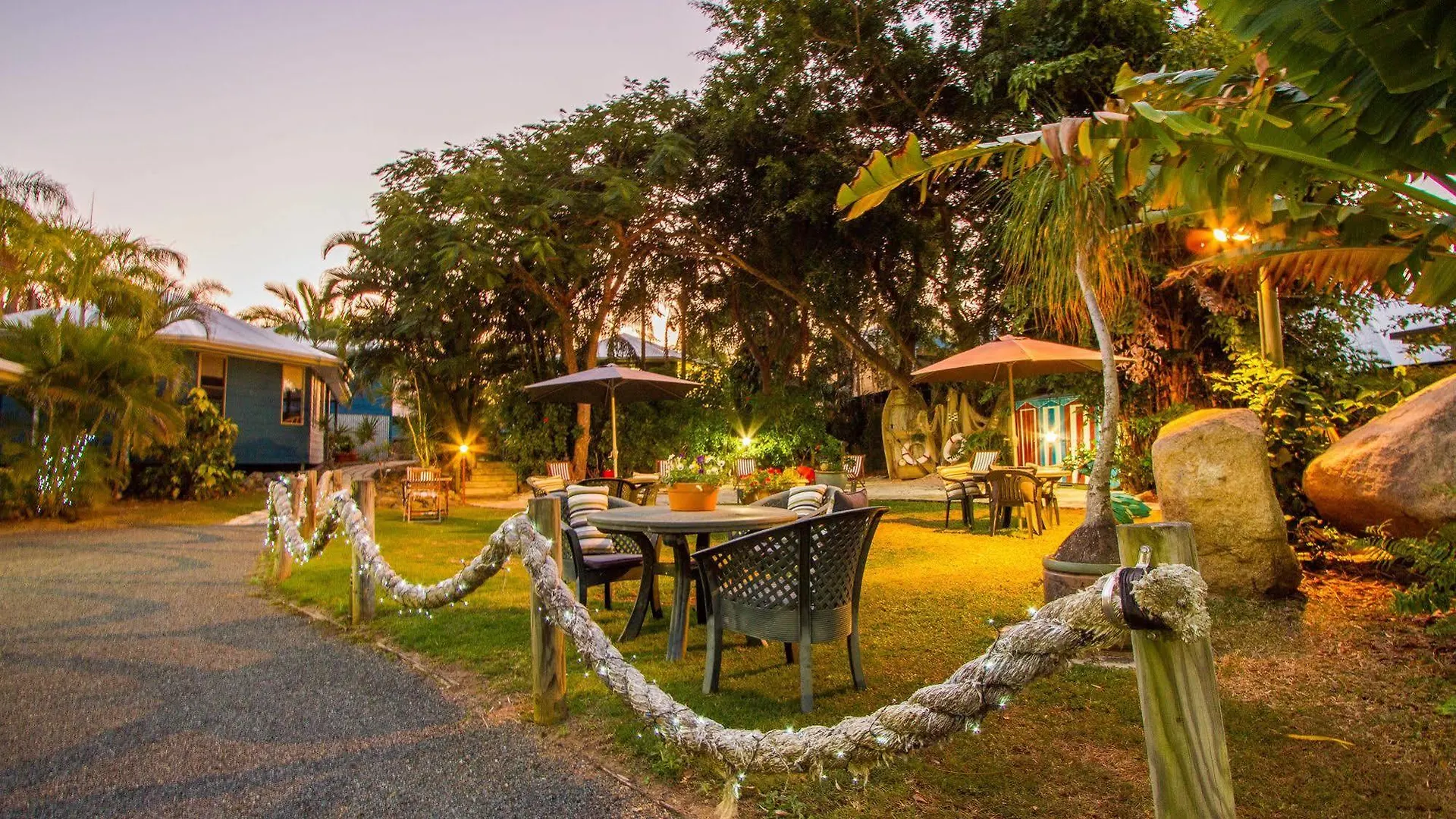 Boyne Island Motel And Villas