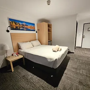 Econo Rivervale Australia